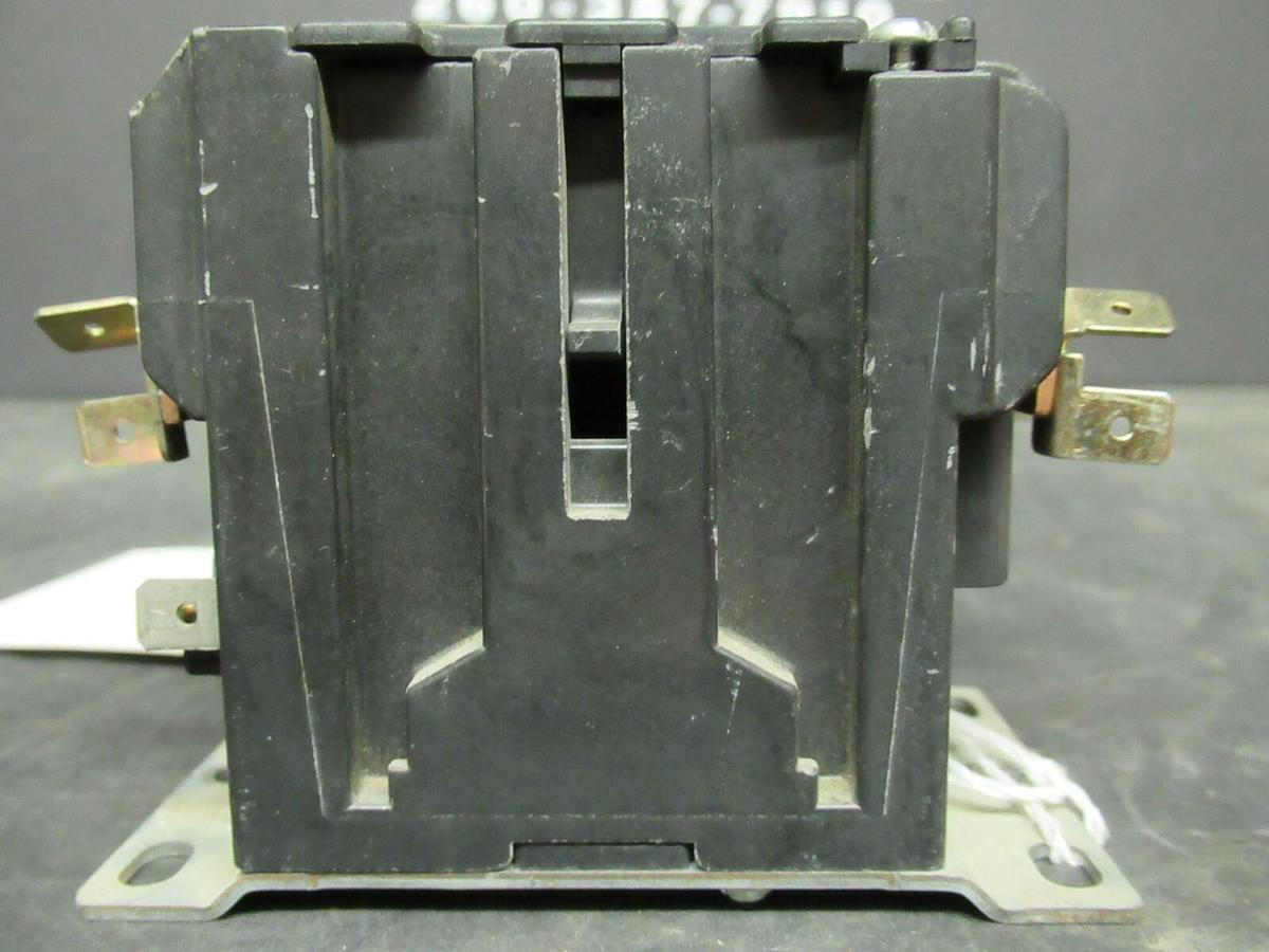 Used FURNAS 30 AMP CONTACTOR 42BF35AJACW 600 VAC COIL: 24 VAC **WARRANTY INCLUDED**