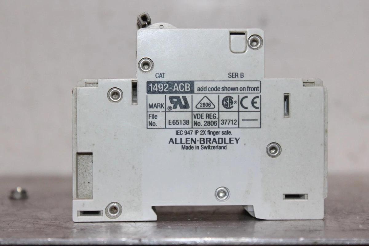 Used ALLEN BRADLEY CIRCUIT BREAKER 1492-ACB 277 VAC 6 AMP 2-POLE