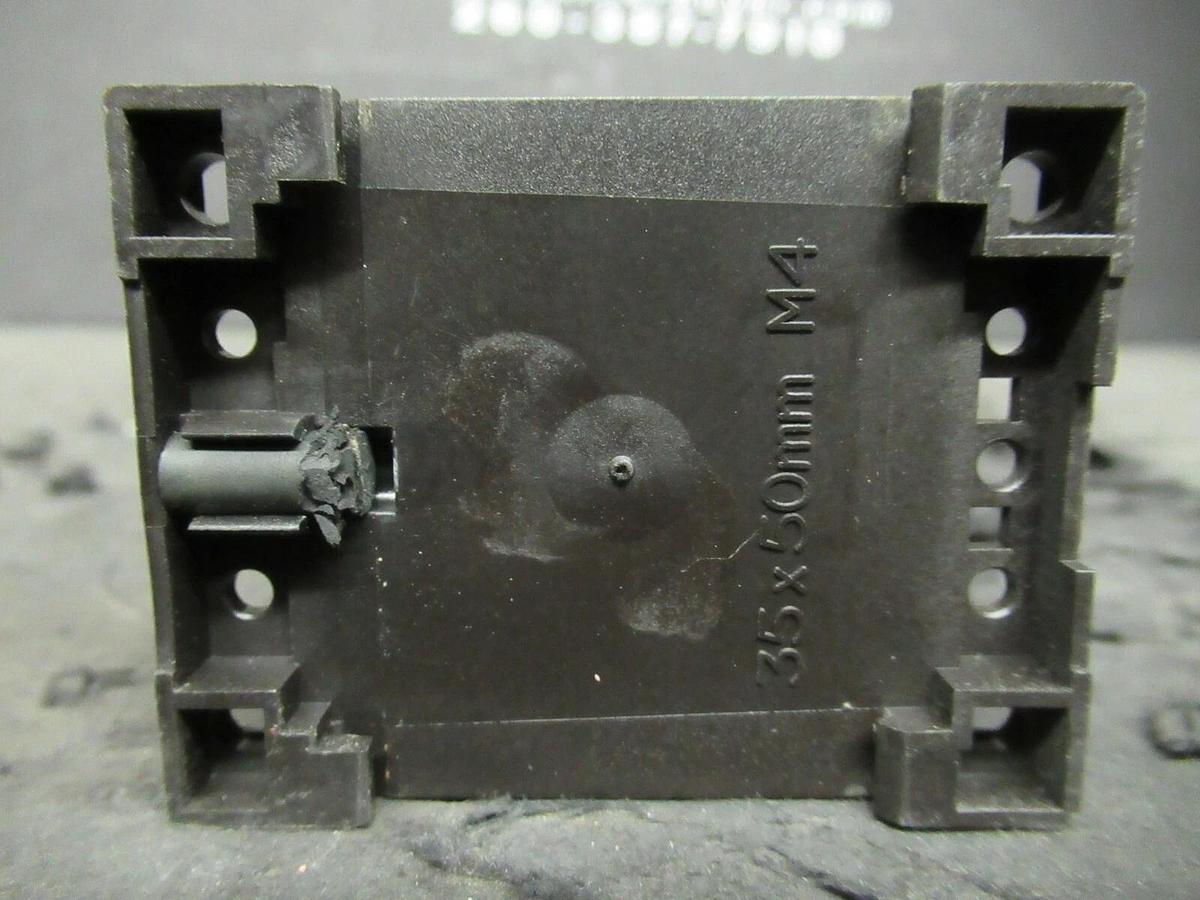 Used SQUARE D TELEMECANIQUE LC1K 0601 F7 CONTACTOR 15 AMP 600V 110V COIL LC1K0601F7