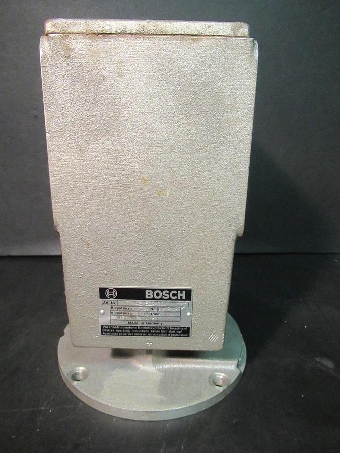 Used BOSCH RIGHT ANGLE GEAR REDUCER 3-842-519-117 3.9 NM 1700 1/MIN **WARRANTY**