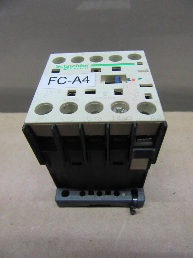 Used LOT OF 5 SCHNEIDER CONTACTOR LC1K06-10B7 600 VOLT 15 AMP 3-PHASE COIL: 24 VOLT