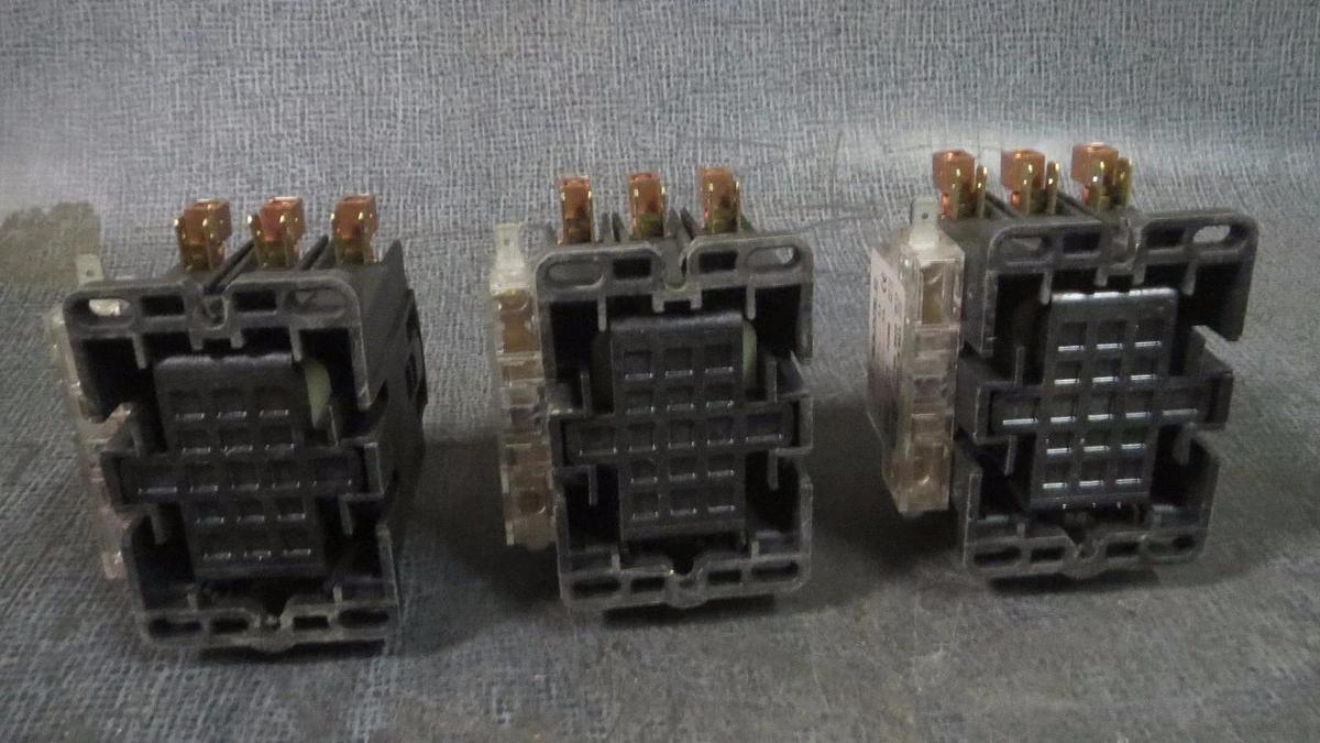 Used (1) SQUARE D CONTACTOR 8910DPA23 25 AMP 600 VOLT 3-PHASE 10 HP COIL: 120V