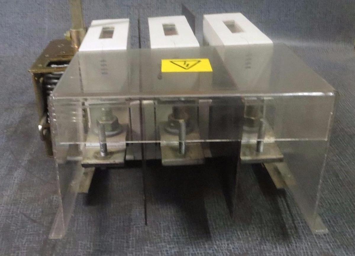 Used ABB GENERAL PURPOSE SWITCH 400 AMP 600 V 3 PHASE 350 HP   MODEL: OETL-NF400