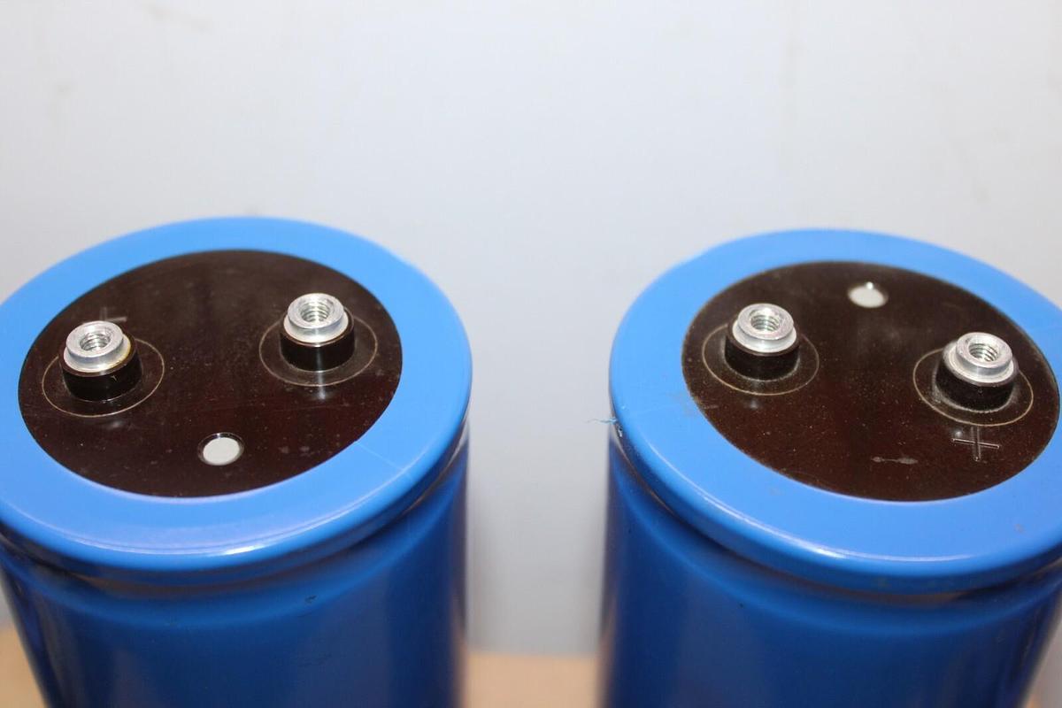 Used LOT OF 2 NIPPON CHEMI-CON 36DX11131 120111010 4400 uF 300 VDC **WARRANTY**
