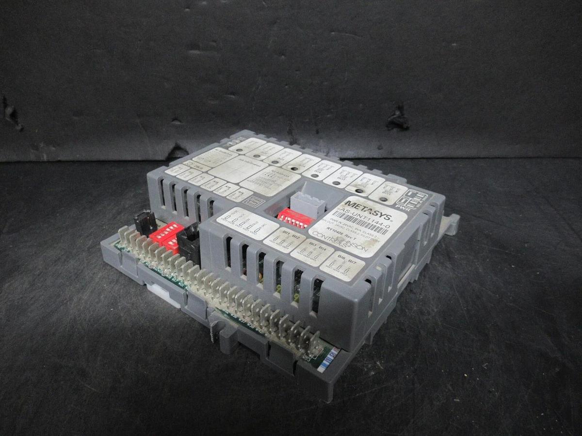 Used JOHNSON CONTROLS METASYS UNITARY CONTROLLER AS-UNT-1144-0 24 VAC 8 VA CLASS 2