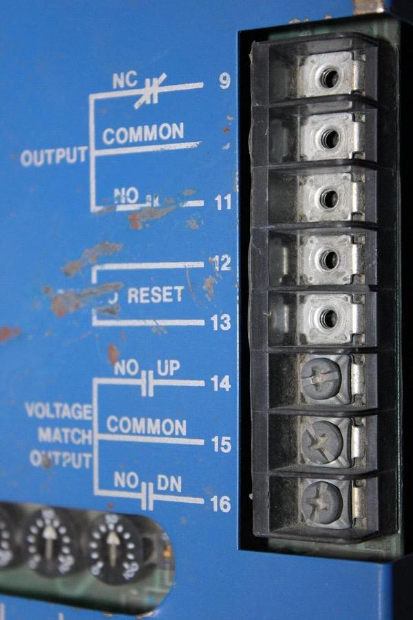 Used BARBER COLEMAN SILVERLINE MICRO PROCESSOR DYN2-90200 230 VAC AUTO SYNCHRONISER