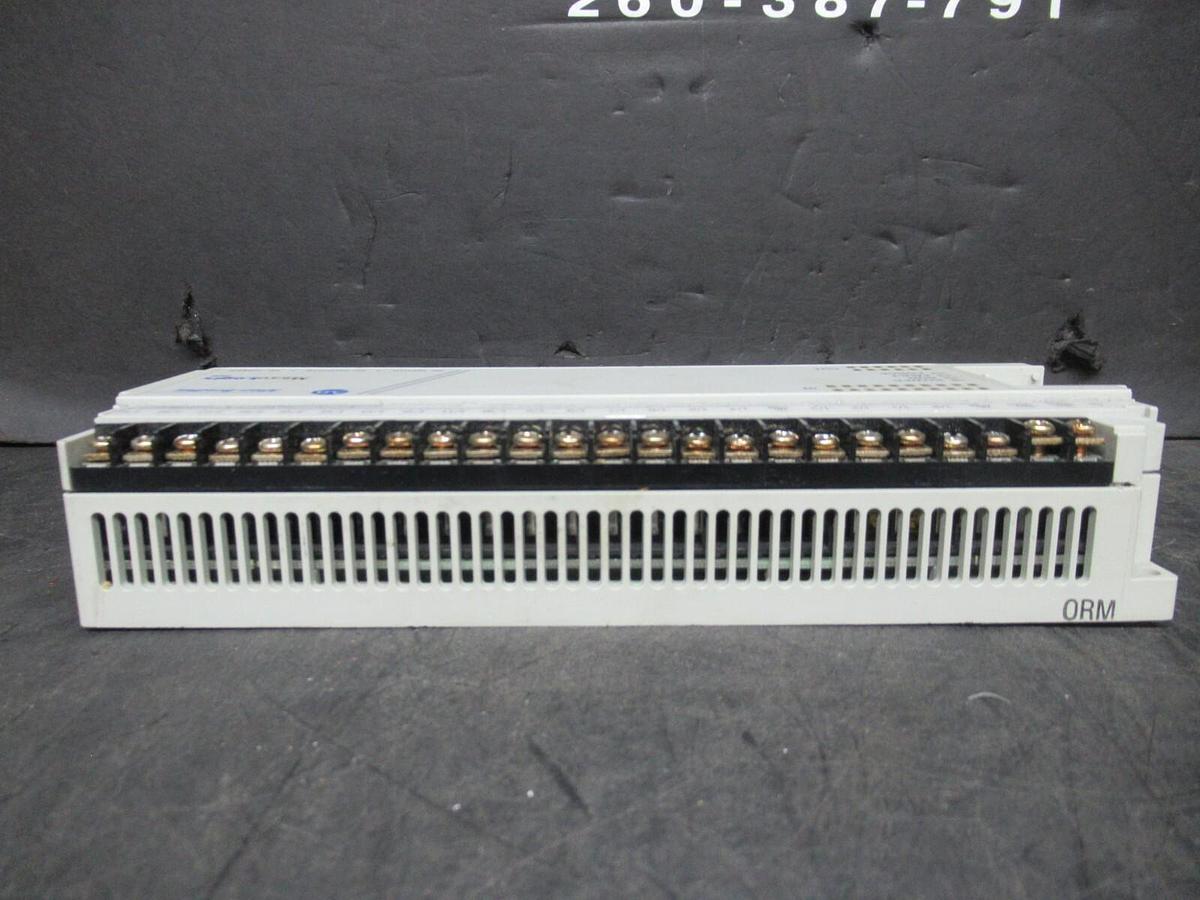 Used ALLEN BRADLEY MICROLOGIX1000 1761-L32BBB SER. D 30 VDC 1.5 AMP **WARRANTY**