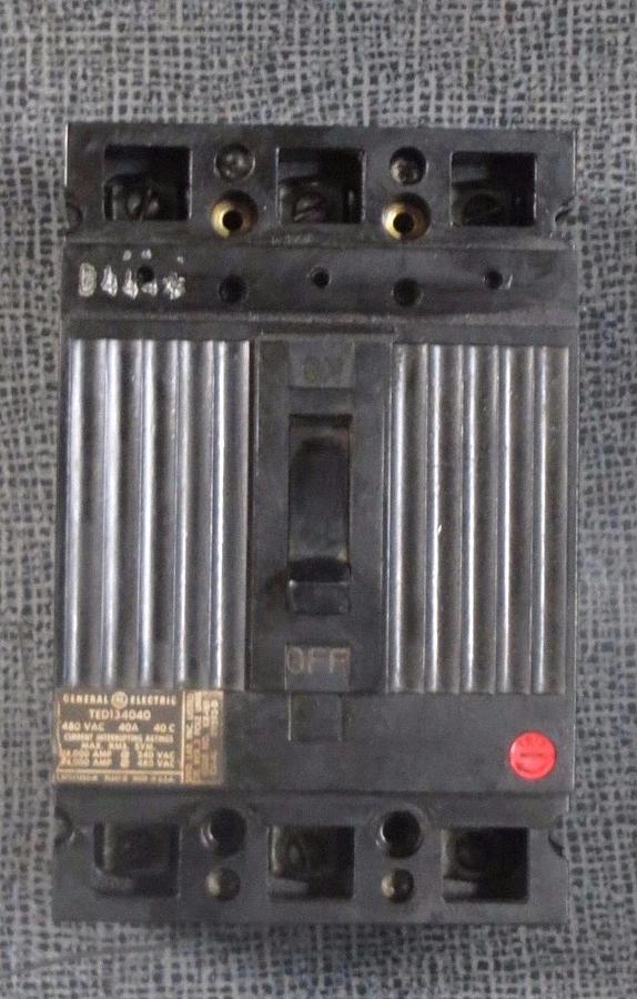 Used 40 AMP GE BREAKER 480 VAC 3 POLE MODEL TED134040 **WARRANTY INCLUDED**