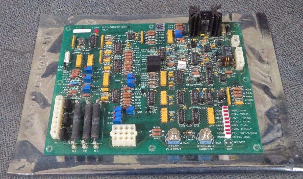 Used YORK LOGIC CONTROL CIRCUIT BOARD  MODEL/REVISION: 031-00936D002 REV D