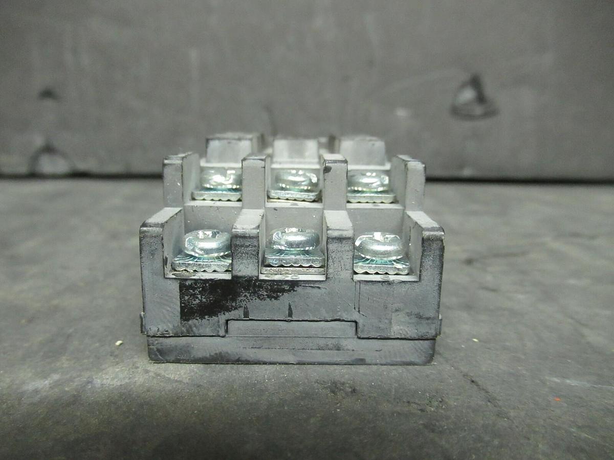 NEW OPEN BOX SQUARE D 8501NR82 SER. C RELAY SOCKET **WARRANTY INCLUDED**