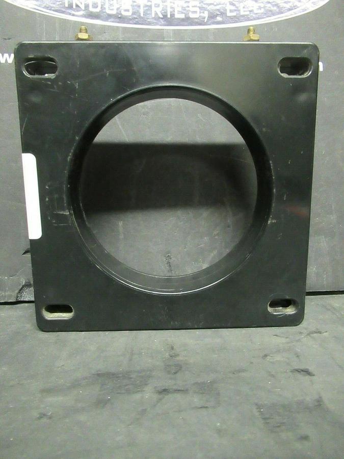 Used INSTRUMENT CURRENT TRANSFORMER RATIO: 3000:5 A 19SHT-302