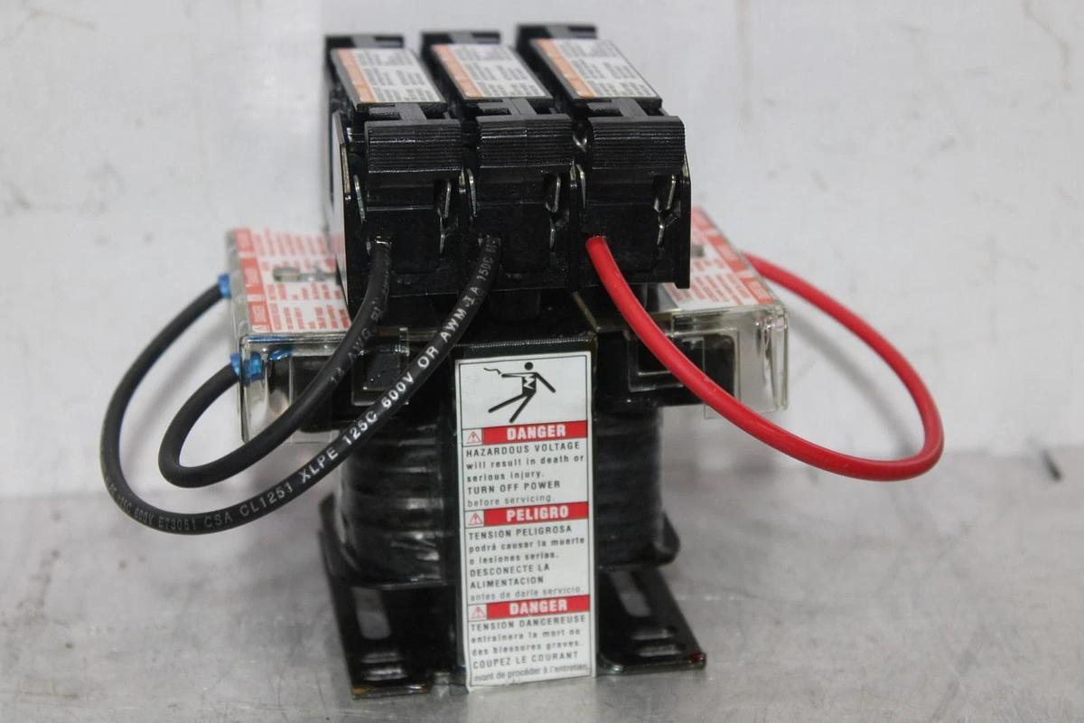 Used SQUARE D TRANSFORMER 9070TF50D2 0.05 KVA HIGH: 240/480 VOLT LOW: 24 VOLT