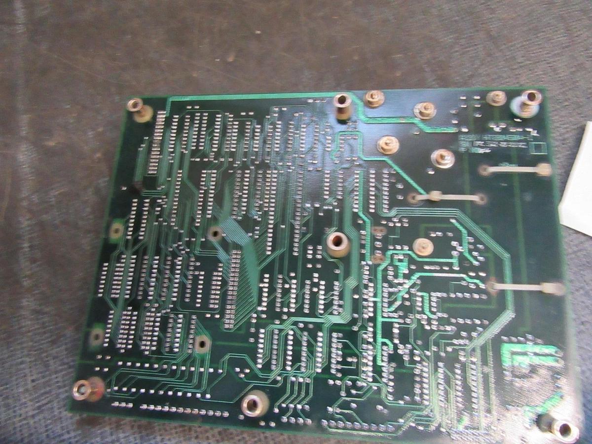 Used CARRIER INPUT OUTPUT CONTROL BOARD H35EZ001 HT204504-1-20 **WARRANTY**