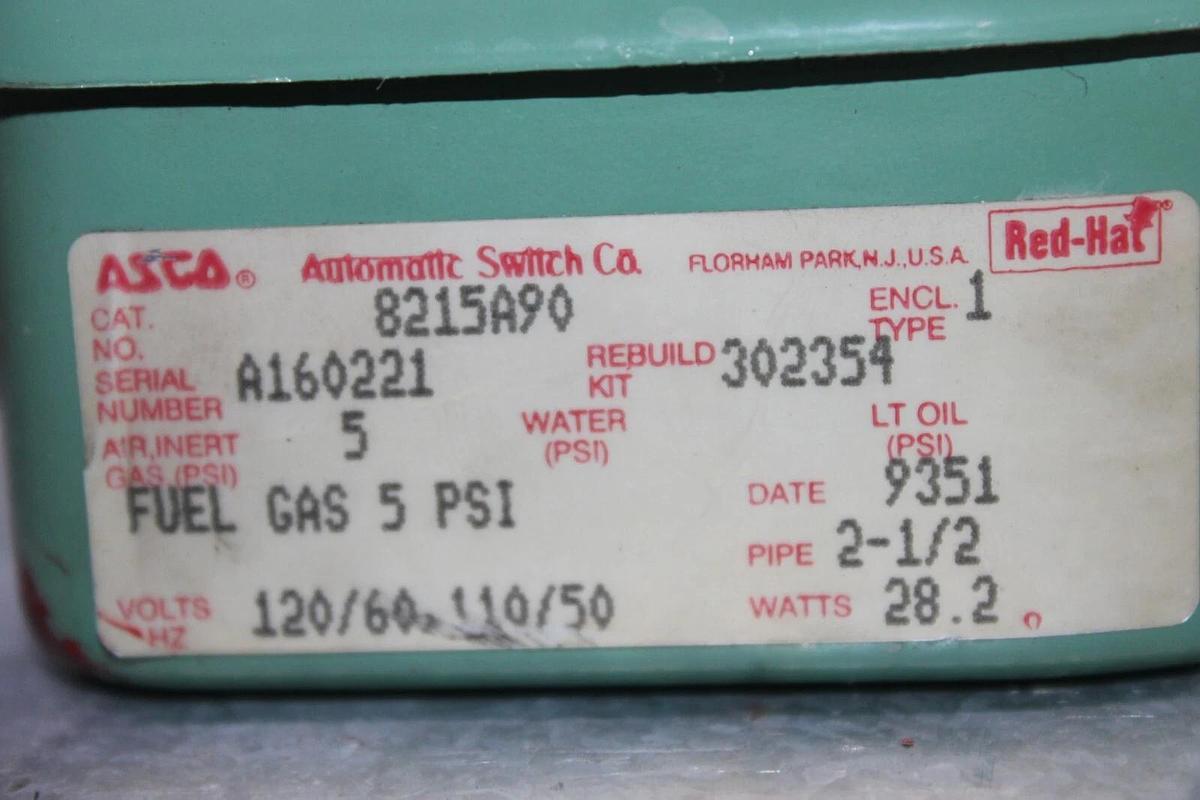 Used ASCO RED HAT SOLENOID SHUT OFF VALVE 8215A90 5 PSI 110/120 VOLT NEMA 1 2.5"