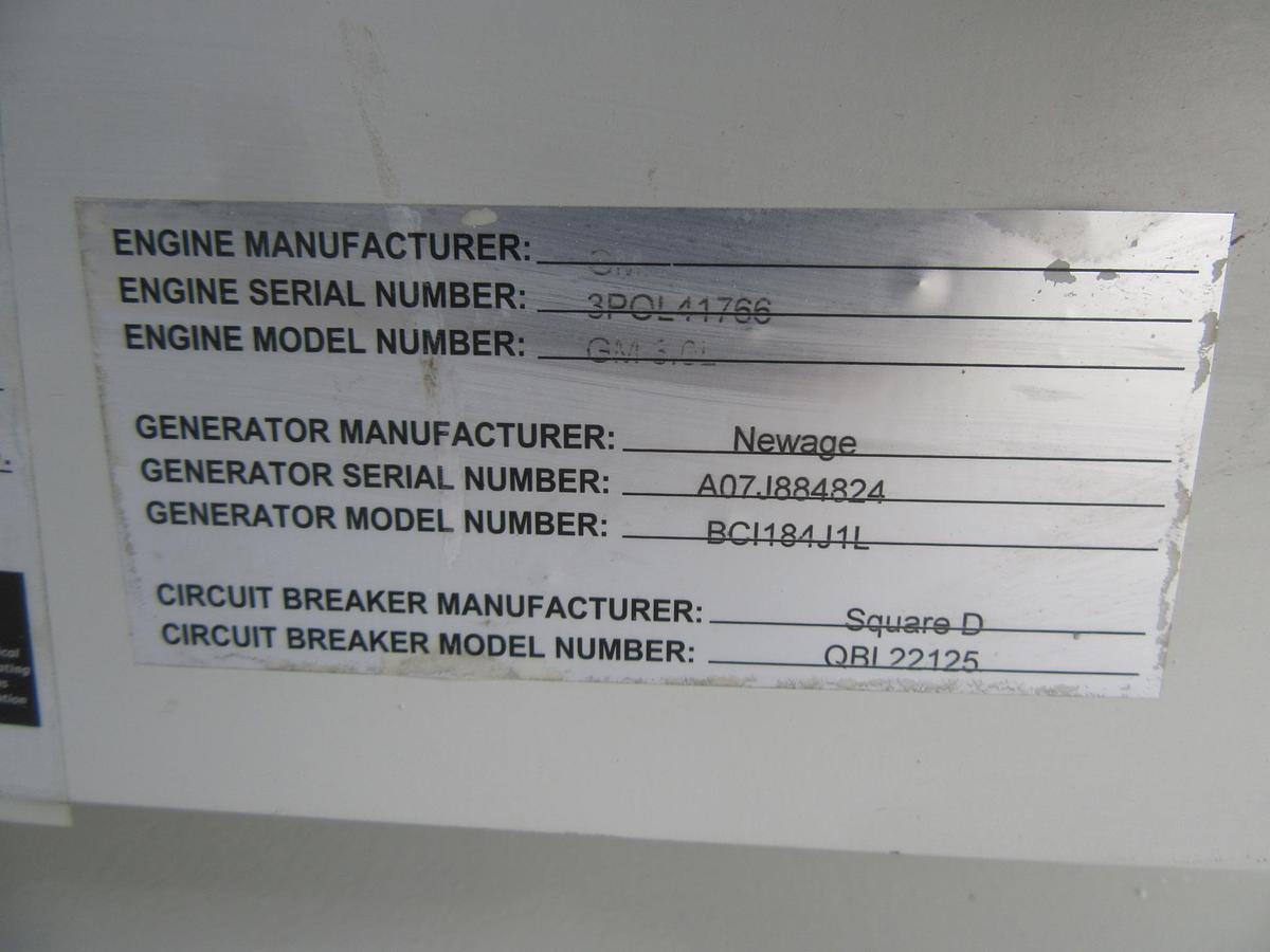 Used 30KW GENERATOR LYNX 120/240V 3.0 GM PSI NAT GAS PROPANE RECONNECTABLE VIDEO 