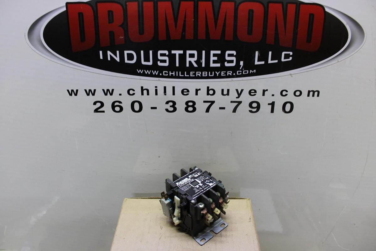 Used FURNAS CONTACTOR 42BF35AFAMB X13070287020 600 VAC 30 AMP COIL: 120V