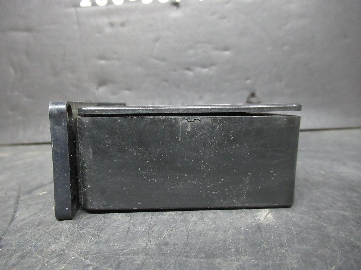 Used CUTLER-HAMMER GROUNDGARD RELAY 5264C09H02 250 VAC 10 AMP 60 HZ CLASS 1