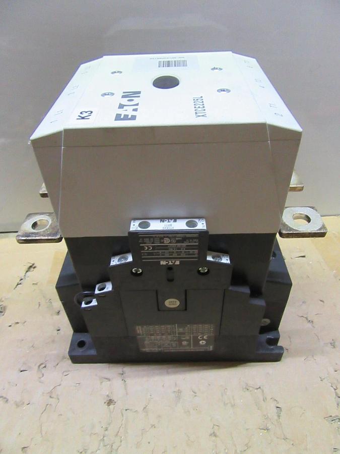 Used EATON CONTACTOR XTCE225L 250 AMP 600 VAC 200 HP 3-POLE 3-PHASE COIL: 24-48 VDC