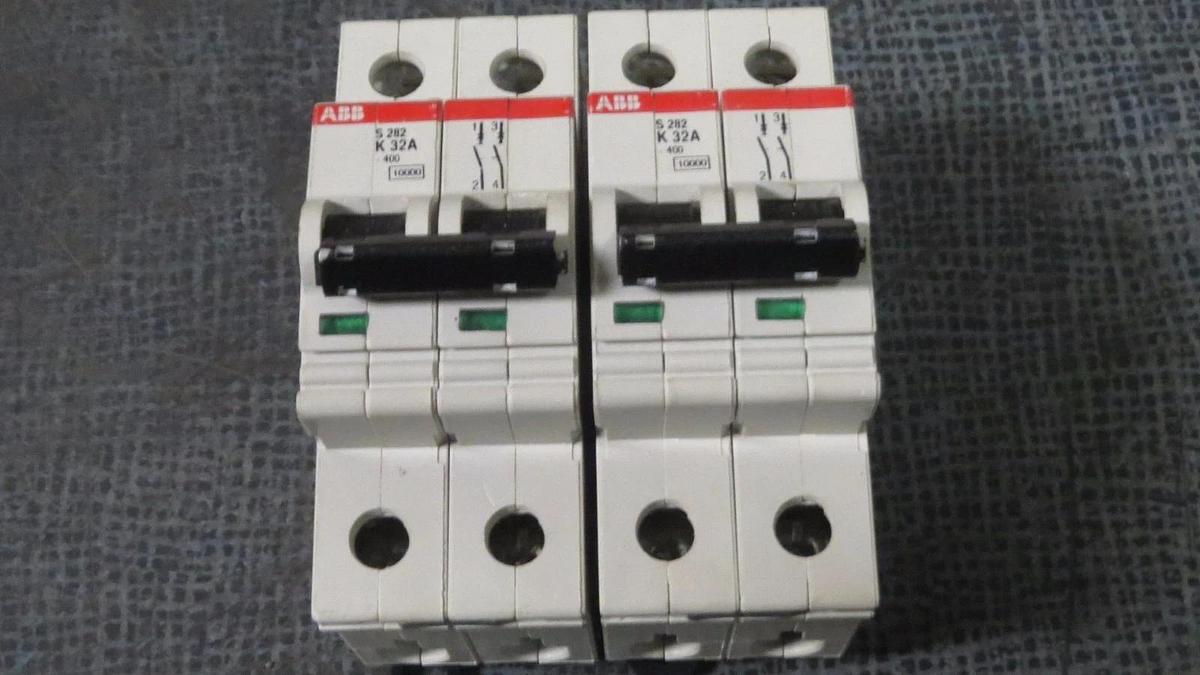 Used (SET OF 2) ABB S282 K32A CIRCUIT BREAKER 32 AMP 277/480 VAC 2 POLE # S282K32A