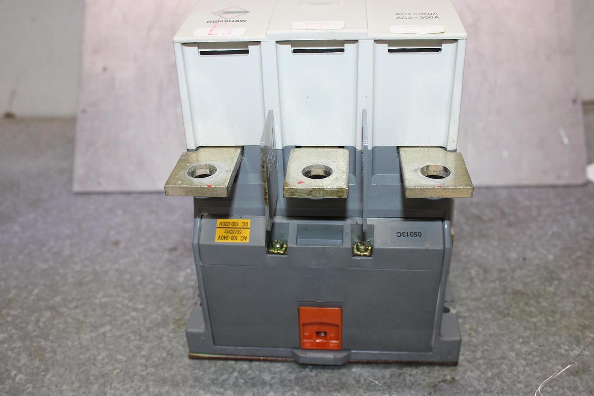 Used CUTLER HAMMER NEMA CONTACTOR C10CN3 SIZE 1 27 AMP 3-PHASE