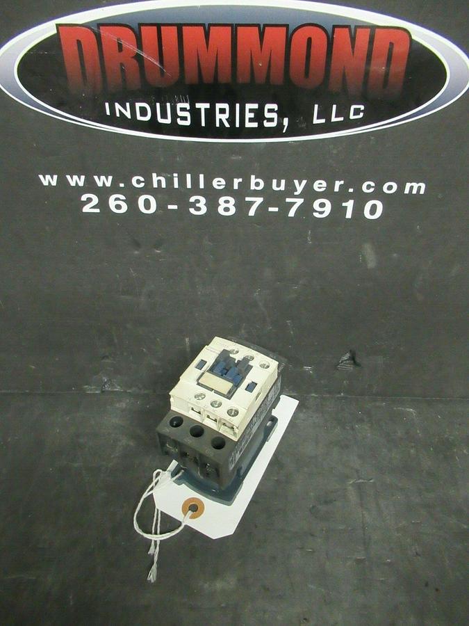 Used SCHNEIDER CONTACTOR LC1D25 40 AMP 600 VAC 20 HP COIL: 120 VAC **WARRANTY**