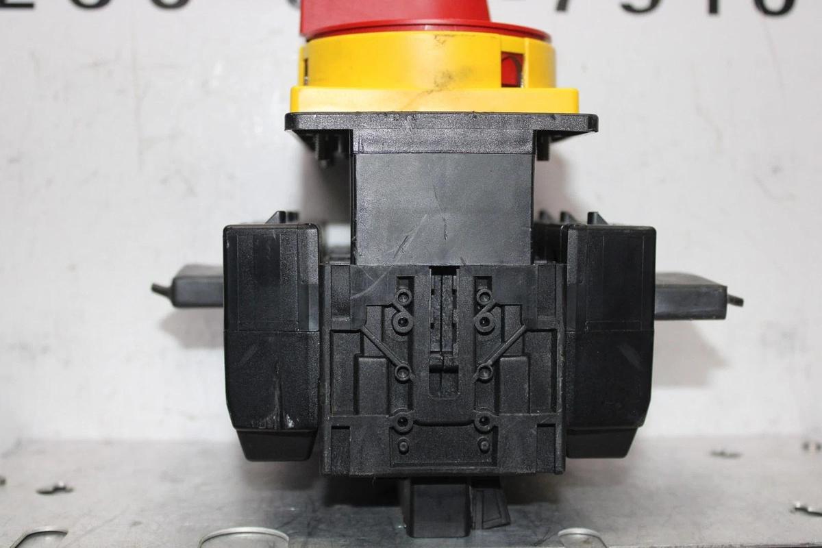 Used EATON DISCONNECT SWITCH P5-315 DE18F42042/000100 600 VOLT 300 AMP 100 HP