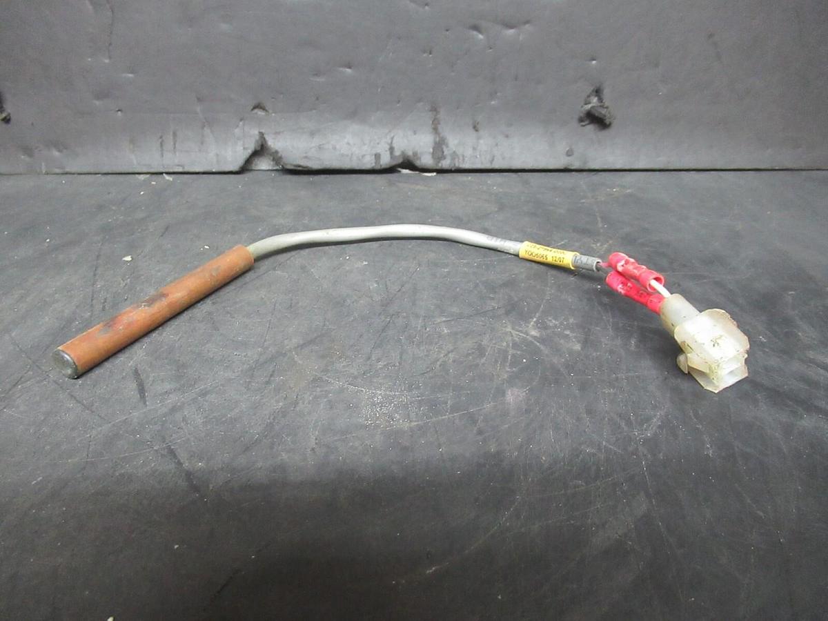 Used YORK INTERNATIONAL WATER TEMPERATURE SENSOR 025-29964-000C **WARRANTY**