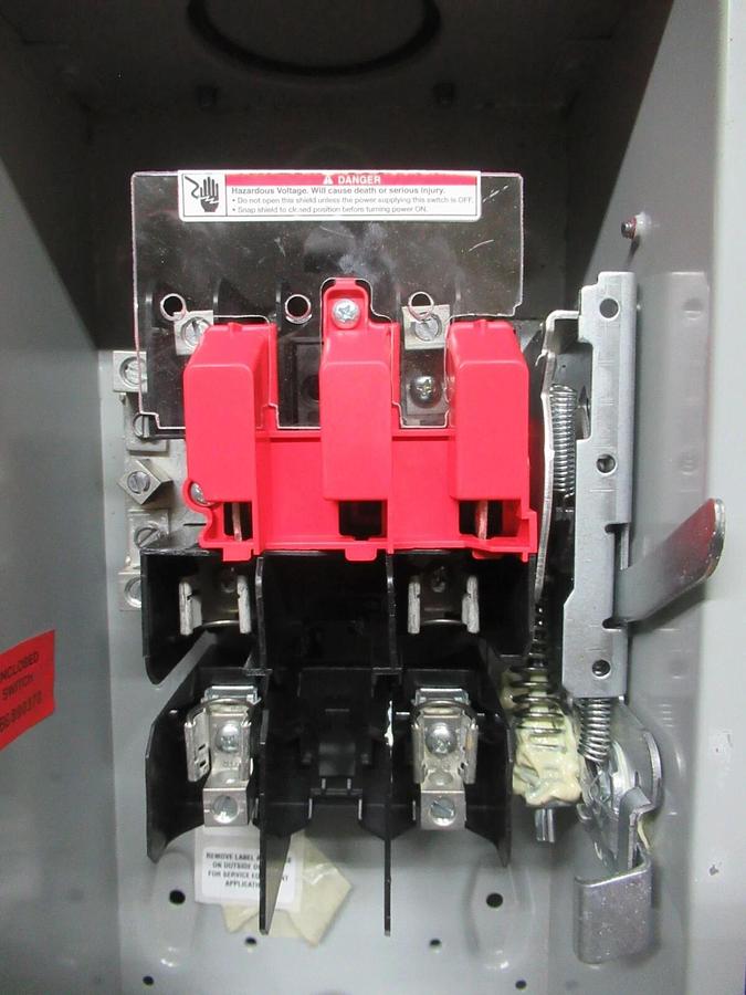 NEW SURPLUS SIEMENS HEAVY DUTY FUSIBLE SAFETY SWITCH HF221NR 30 AMP 240 VAC