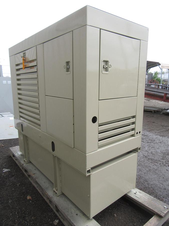 Used 50 KW DIESEL GENERATOR CUMMINS 120/240V B3.9-G1 RECONNECTABLE VIDEO ENCLOSED