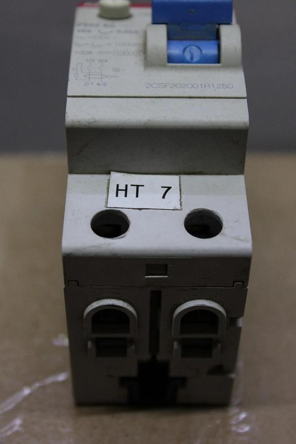 Used ABB 2-POLE BREAKER F202-AC 2CSF202001R1250 230 VAC 25 AMP **WARRANTY**