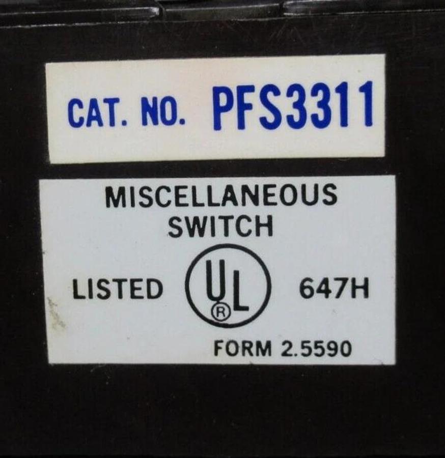 Used CUTLER HAMMER PULL OUT SWITCH DEAD FRONT FUSE PFS3311 3 PHASE 7.5 HP *WARRANTY*