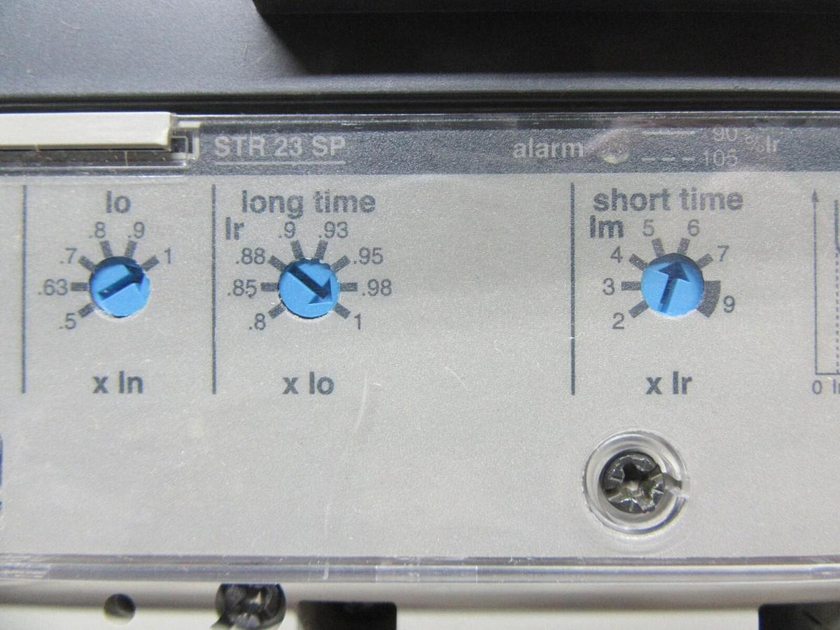 Used MERLIN GERIN COMPACT CIRCUIT BREAKER NSJ600L 240/600 AMP 600 VOLT 3-POLE 3-PHASE