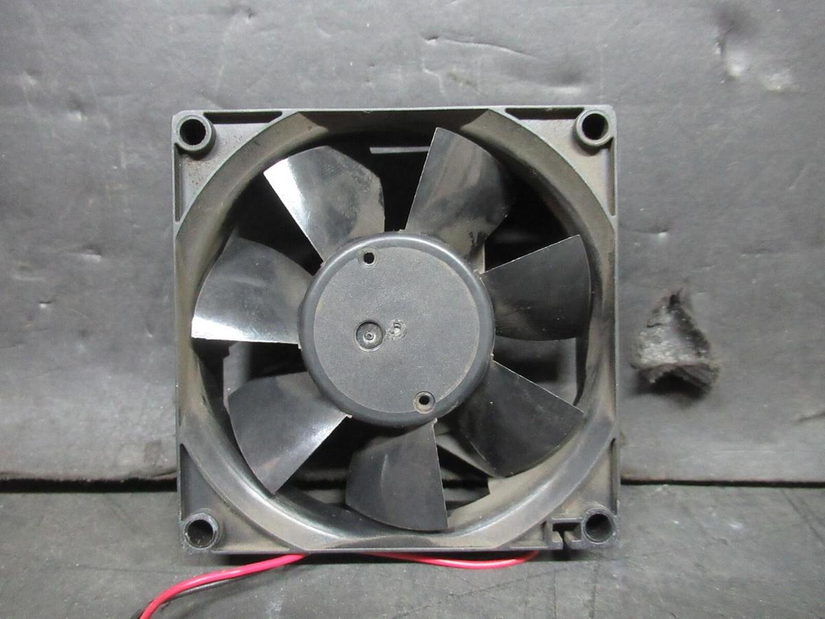 Used MITSUBISHI COOLING FAN MMF-08C24TS 24 VDC 0.15 AMP 490153-RZ1