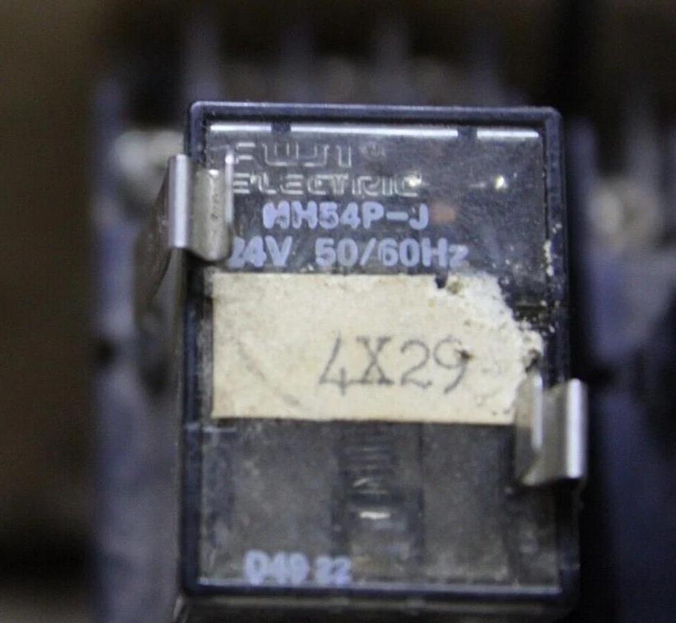 Used LOT OF 3 FUJI ELECTRIC RELAY HH54P-J 24 VOLT 50/60 HZ *WARRANTY*
