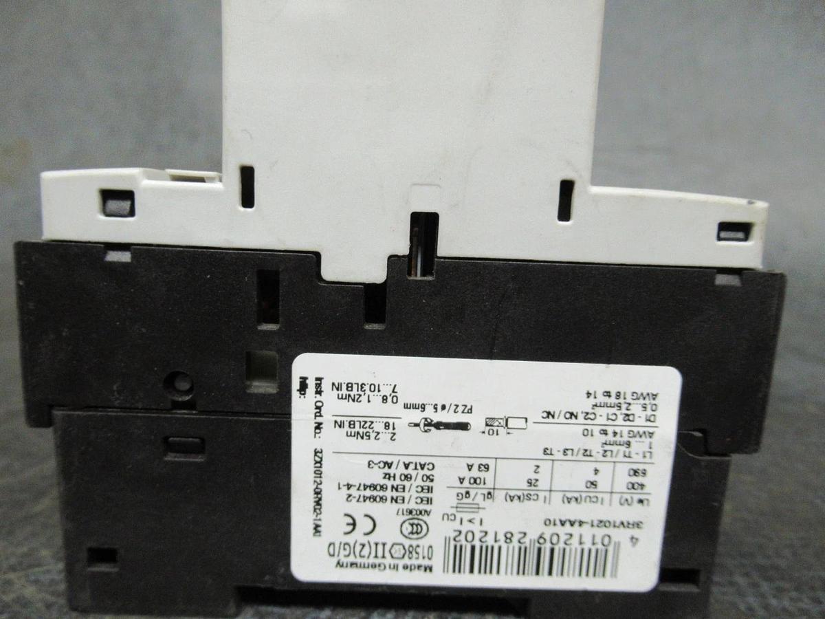 Used SIEMENS MANUAL MOTOR STARTER 3RV1021-4AA10 600V 16A 15HP G/060601