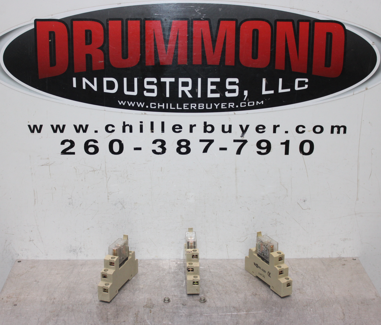 Used LOT OF 3 OMRON RELAYS G2R-2-SN 24 VDC 5 AMP W/ BASE