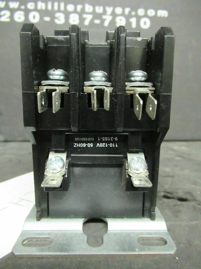 Used EATON CONTACTOR C25DND330 SER. D1 30 AMP 600 VAC 3 POLE COIL: 120 VAC 15 HP