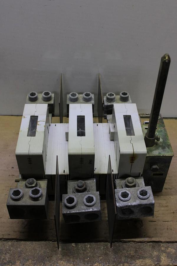 Used ABB SAFETY DISCONNECT SWITCH OETL-NF600A 600 VOLT 3-PHASE 500 HP 800 AMP