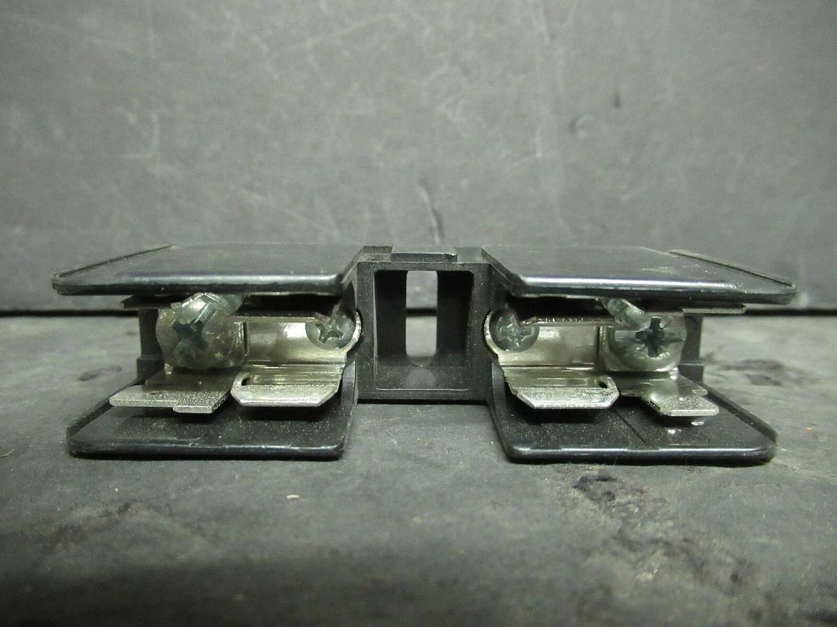 Used (2) LITTELFUSE FUSE LUG SET L60030M-1PQ 600 VOLTS 30 AMP **WARRANTY INCLUDED!**