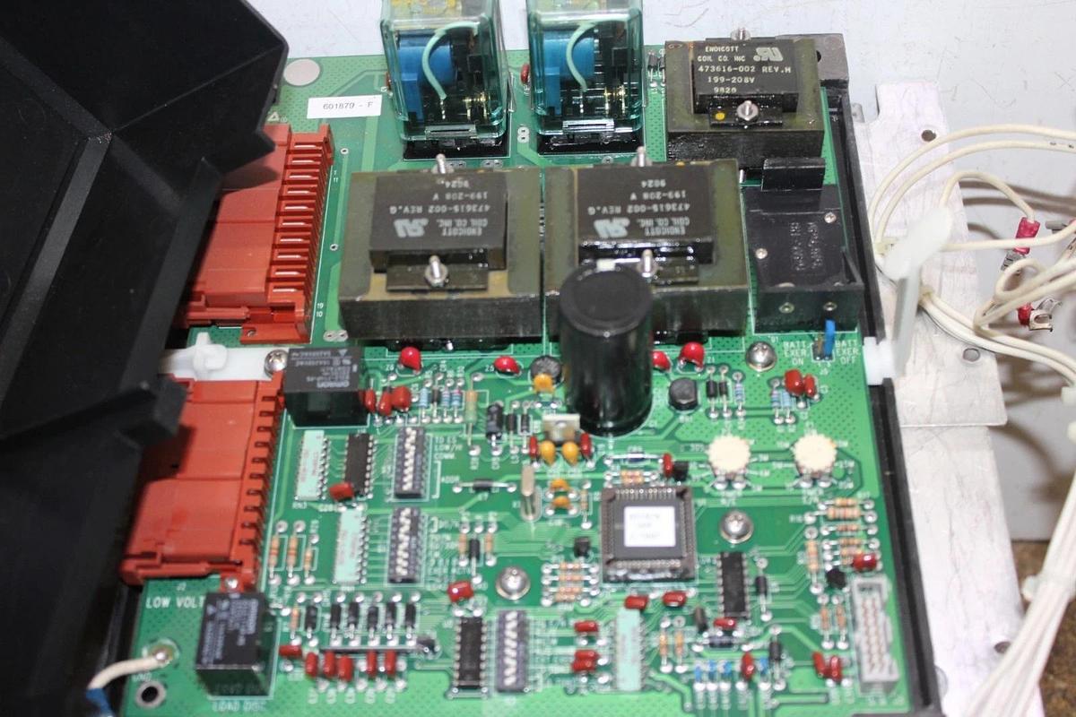 Used ASCO AUTOMATIC TRANSFER SWITCH SERIES 302 302C1527HC 208V 150 AMP 3-PHASE