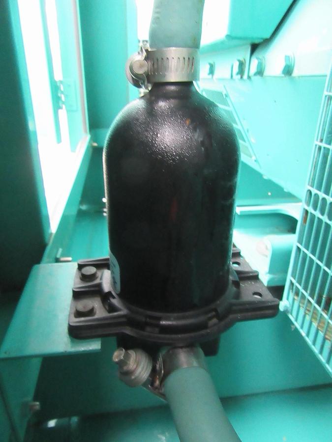 Used 40 KW DIESEL GENERATOR CUMMINS 120/240V B3.9-G2 RECONNECTABLE VIDEO ENCLOSED