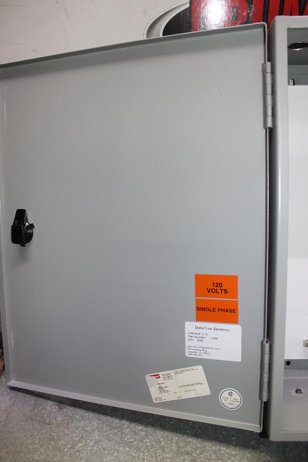 Used STULZ E2 SERIES MICROPROCESSOR CONTROLLER HMI HVAC TEMPERATURE CONTROL
