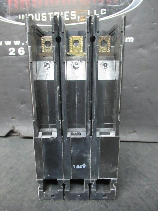 SIEMENS CIRCUIT BREAKER HED43B040 40 AMP 480 VAC 3-POLE **NEW IN BOX**