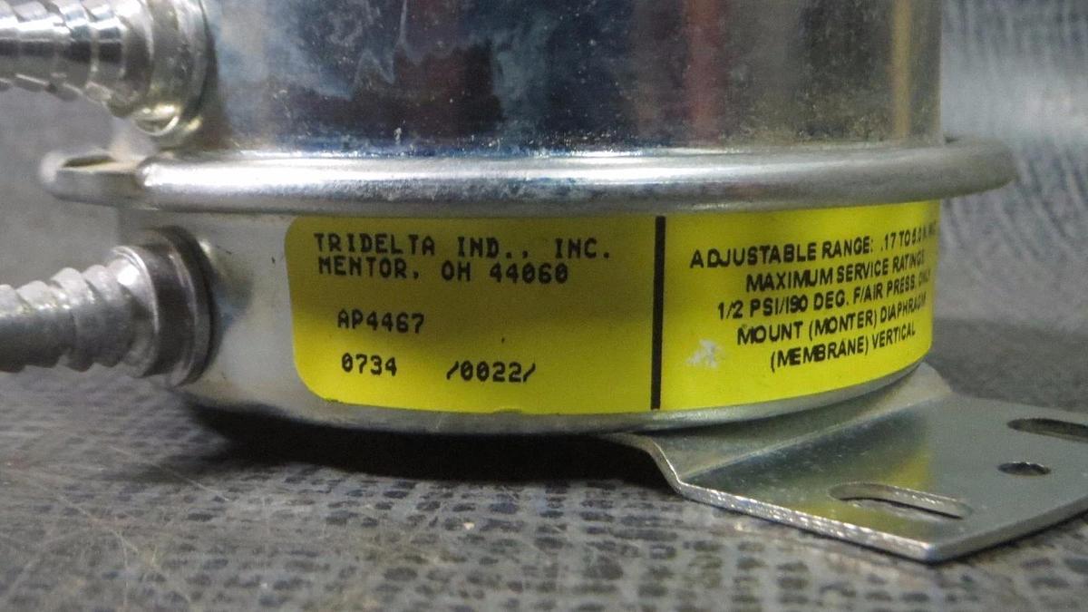 Used LIEBERT FILTER CLOG SWITCH 15 AMP TO 277 VAC  MODEL: AP4467 TRIDELTA .17 TO 5 WC