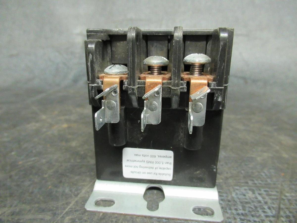 Used LIEBERT / SIEMENS CONTACTOR E-0110 / 42AF35AJASH 600V 25A 35A/RES 10HP