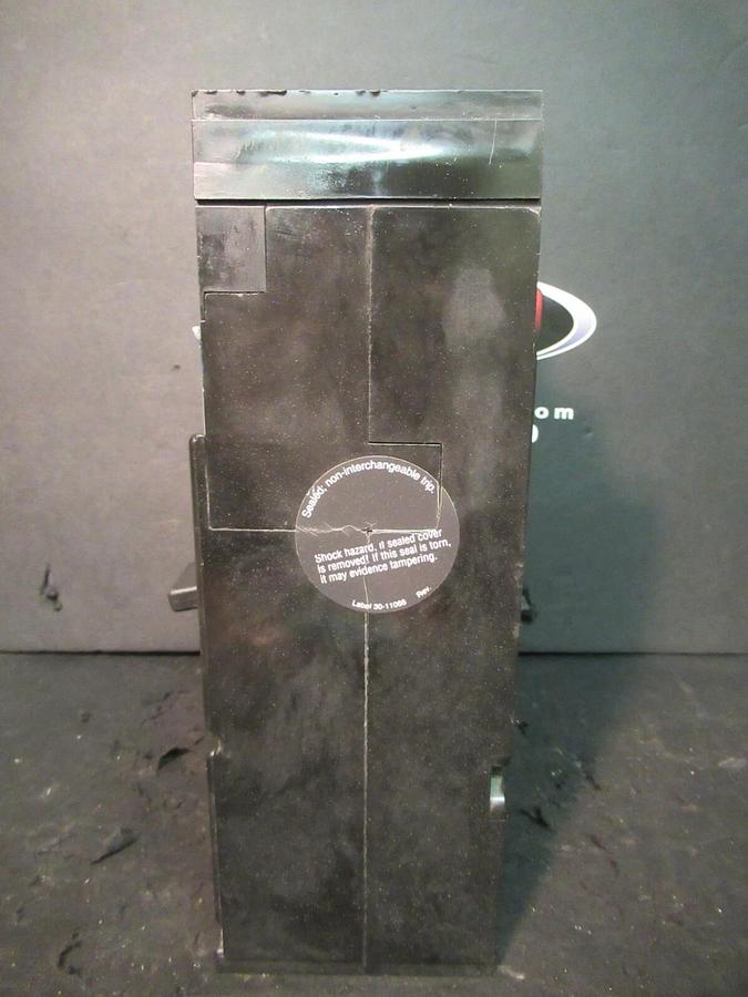 Used CUTLER HAMMER LSYE MOLDED CASE SWITCH 600 AMP 600 VAC 3 POLE LS36060YE MODEL E