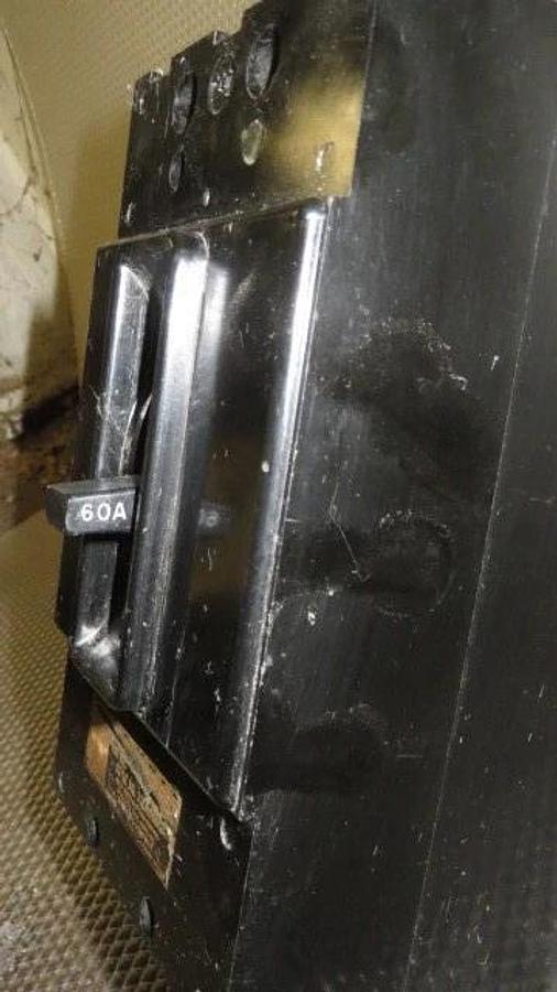 Used WESTINGHOUSE BREAKER 60 AMP 600 VAC 3 POLE STYLE 371B376G17 **WARRANTY**