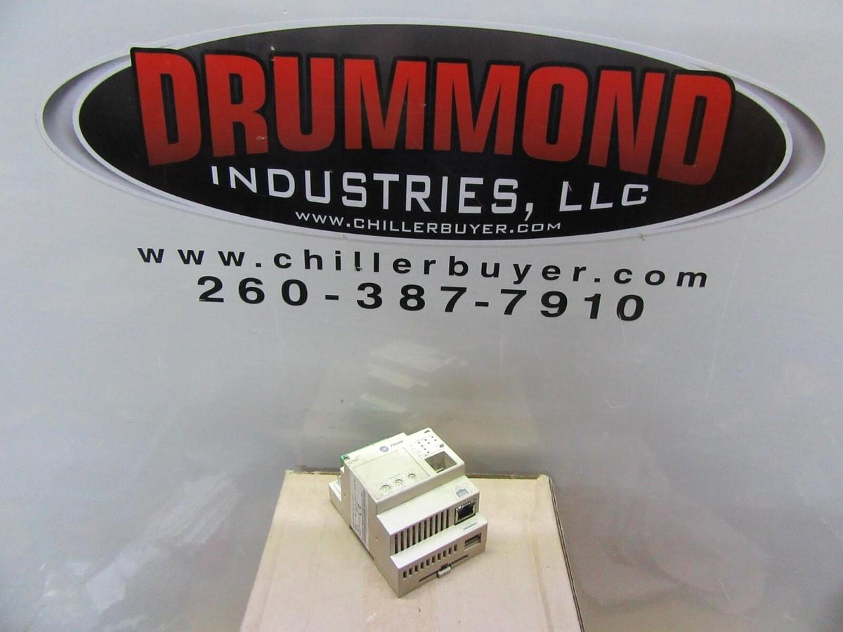 Used TRANE CHILLER CONTROL EXPANSION MODULE UC800 X13651144-01 REV. D 24 VDC 210 mA