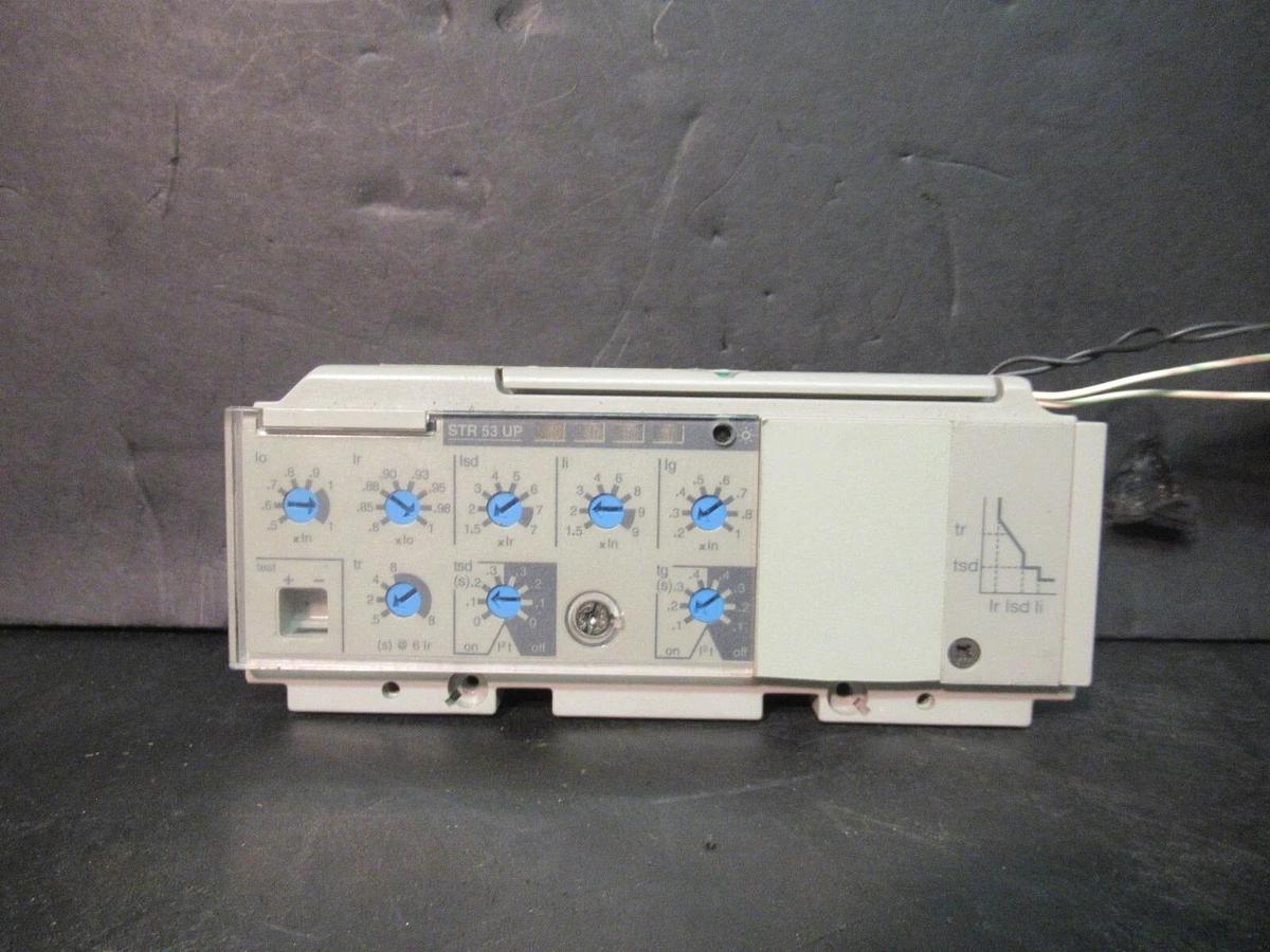 Used SCHNEIDER / SQUARE D / POWERPACT CIRCUIT BREAKER TRIP UNIT STR53UP STR 53 UP