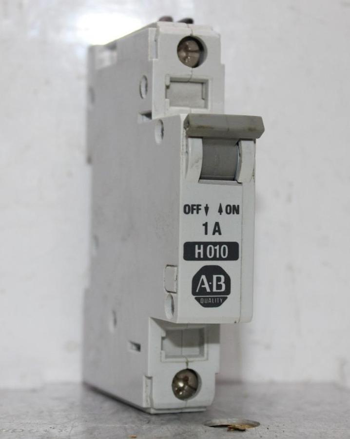 Used ALLEN BRADLEY CIRCUIT BREAKER 1492-CB1 SINGLE POLE 1 AMP 277 VAC H010